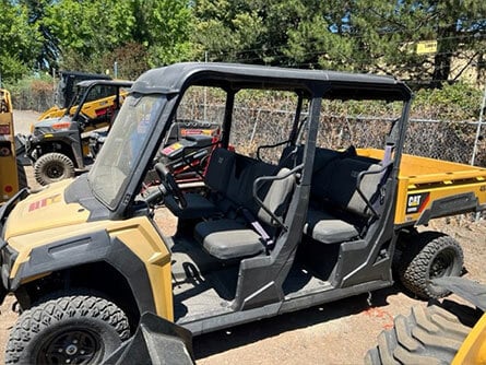 CAT UTV